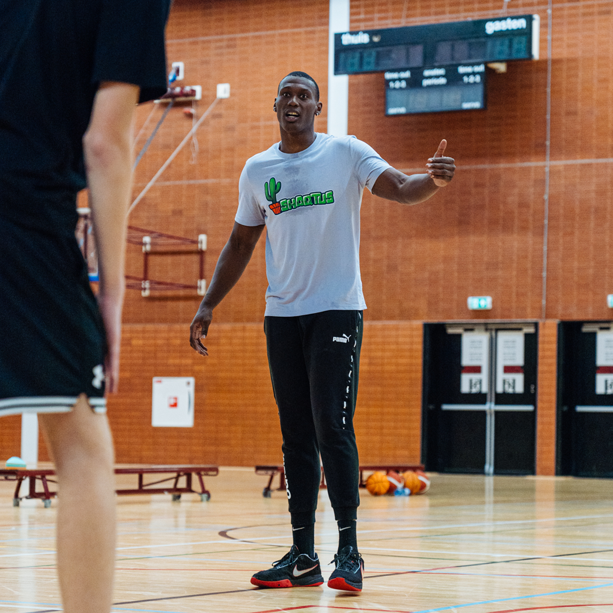 11 Athlete Academy Basketbal & Performance Social Media